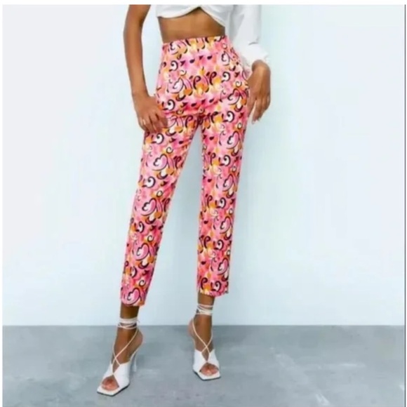 Zara Pants - New ZARA Paisley Floral High Waisted Ankle Crop Pleated Trouser Pants size M